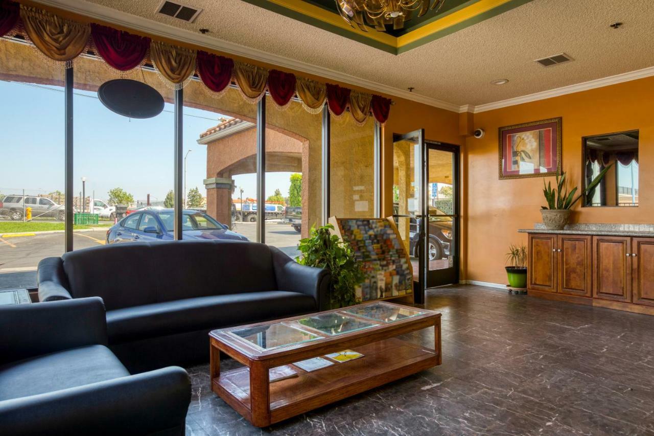 Hotel Corona Ca - Hwy 91 Exterior foto
